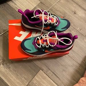 Air Max 270 React size 4y